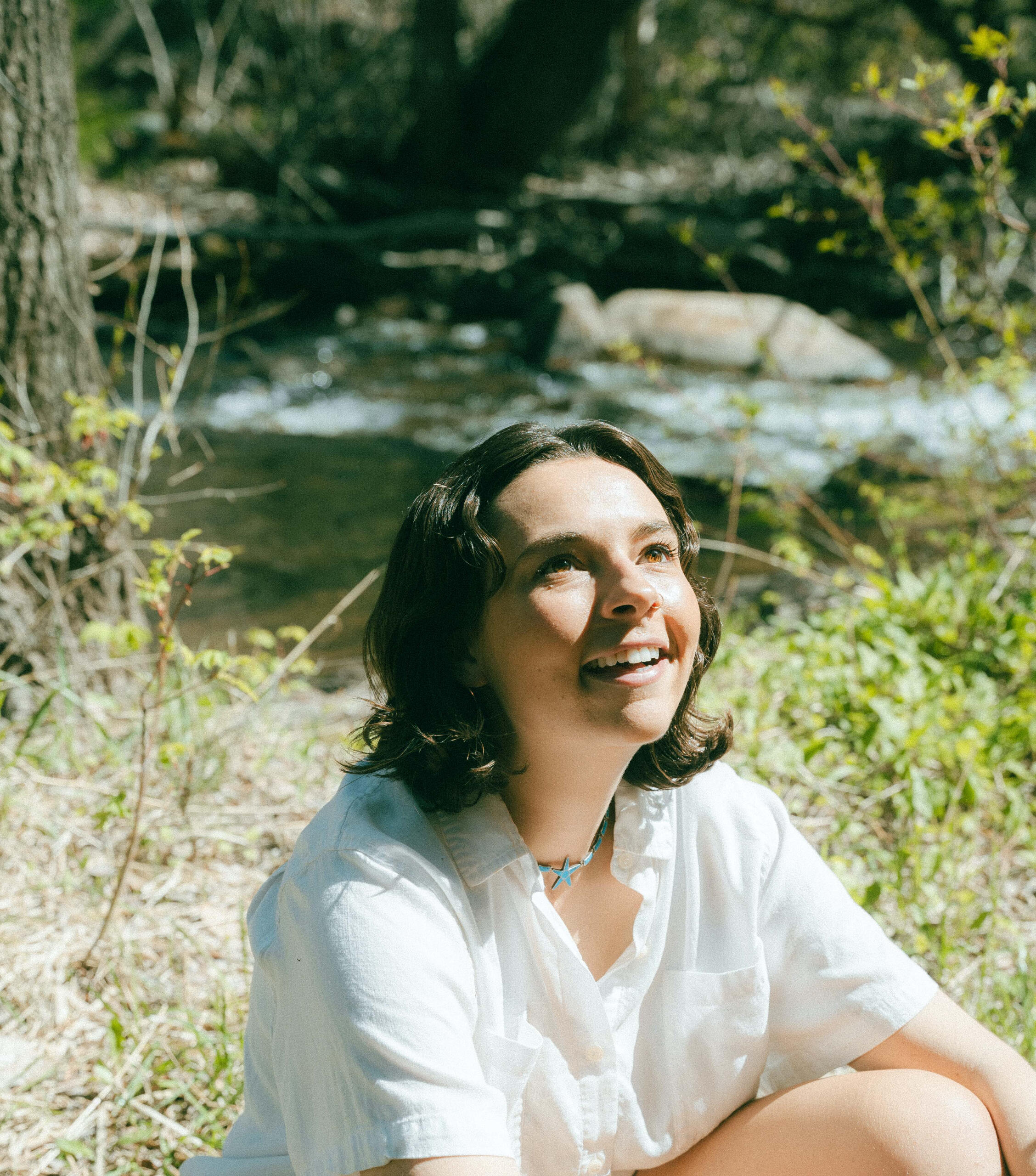 Rachael with ipod and glasses